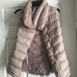 Athleta Downabout Vest